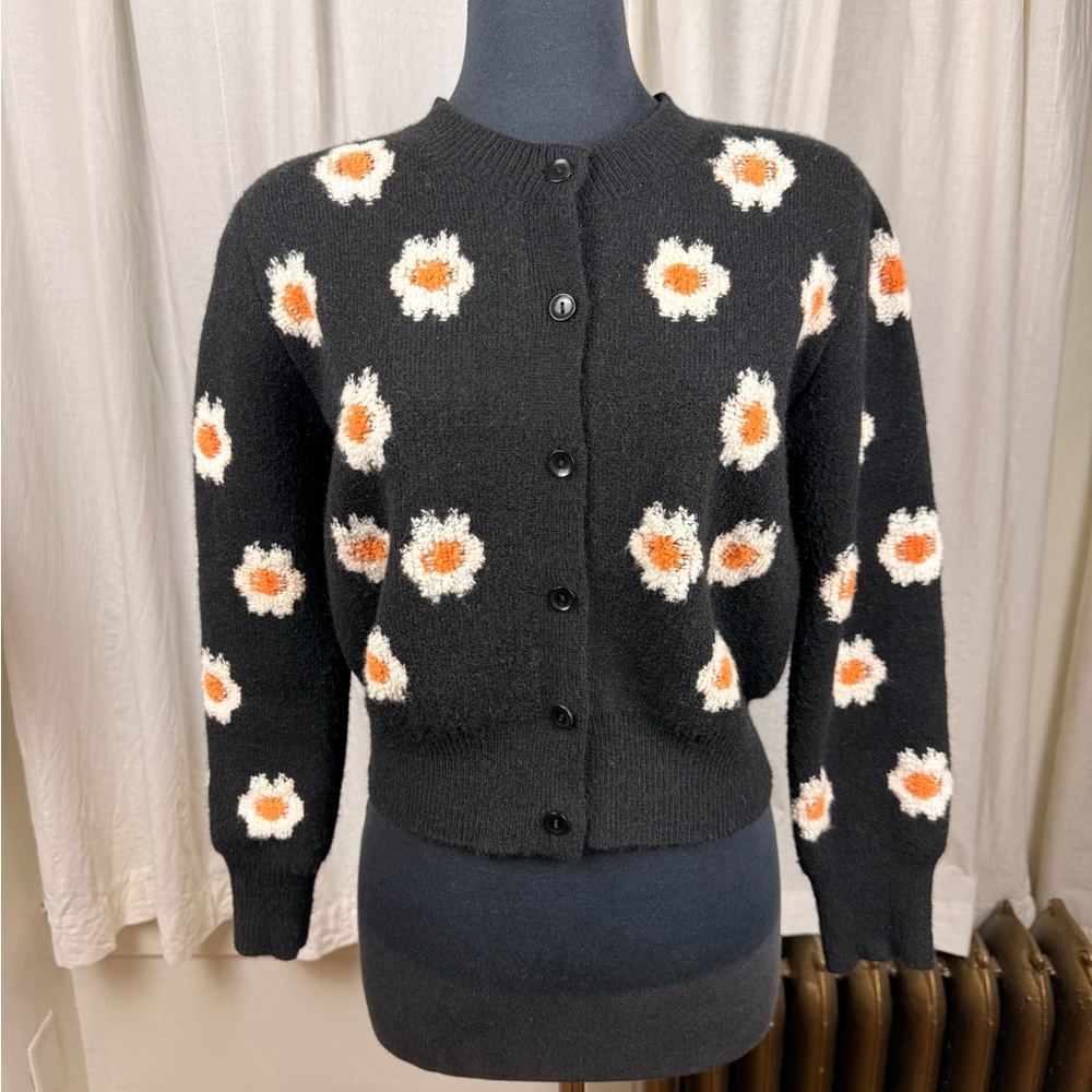 Cider Daisy Button-Up Cardigan